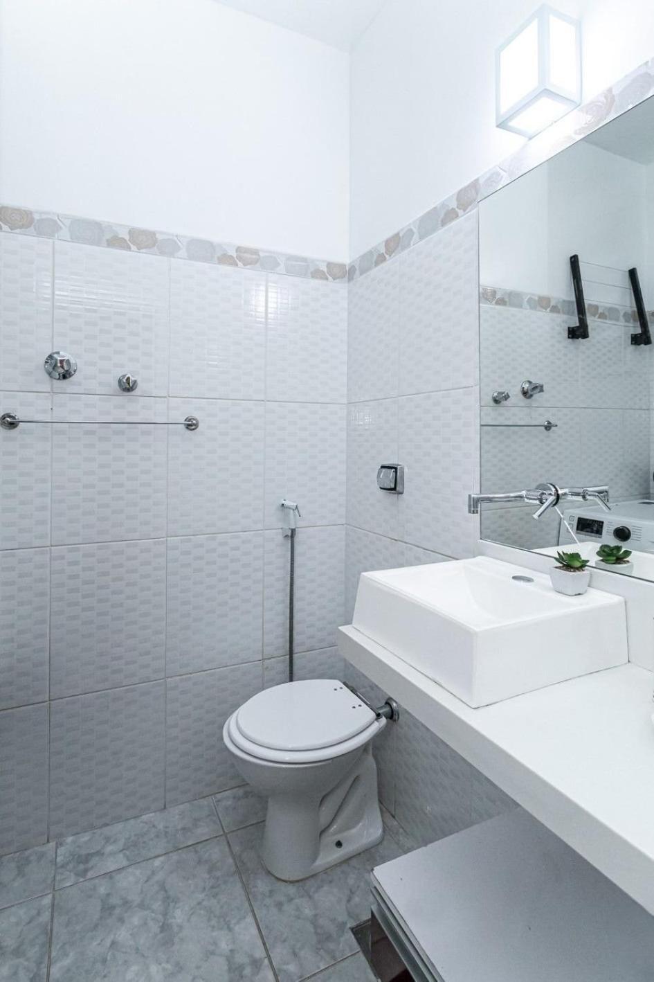 Moderno Qto&sala A 3min Da | Du 110/1117 Apartamento *